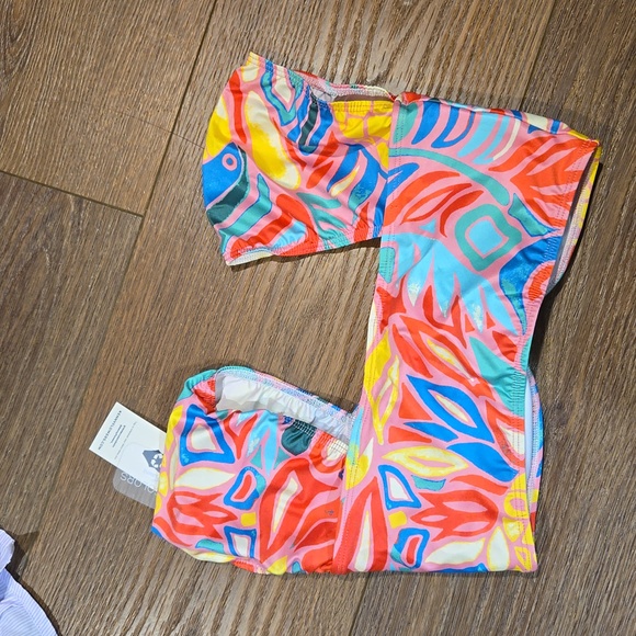 5 For $50🔥 NWT WATERCOLOR BY KENNY FLOWERS Tropical Cap Sleeve Bikini Swim Top - Picture 5 of 9